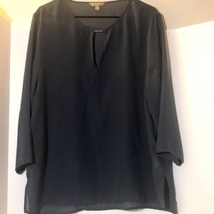 Banana Republic blouse  xl peek side slit long sleeve top